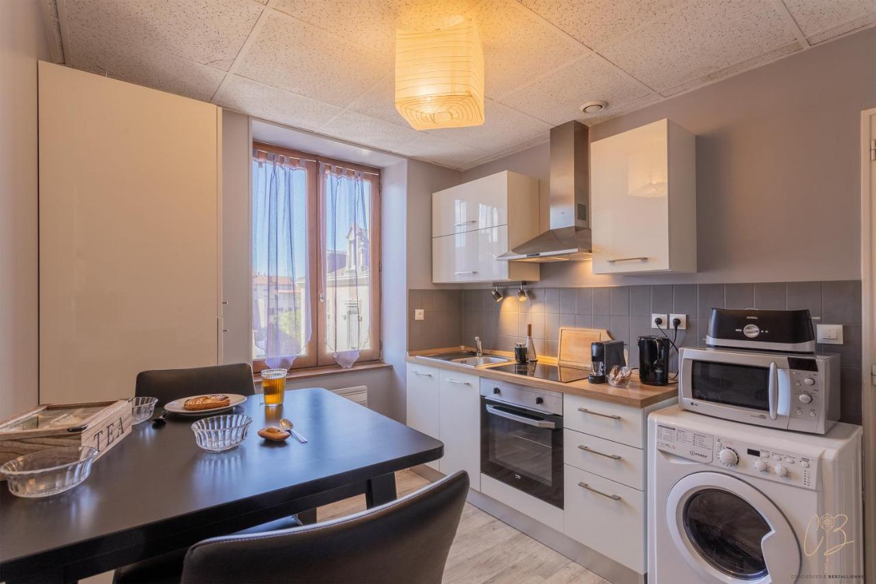 Le Republique-gare-centre Appartement Bourgoin-Jallieu